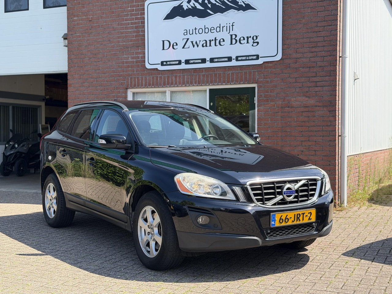 Volvo XC60 - 2.4D Kinetic 2.4D Kinetic - AutoWereld.nl
