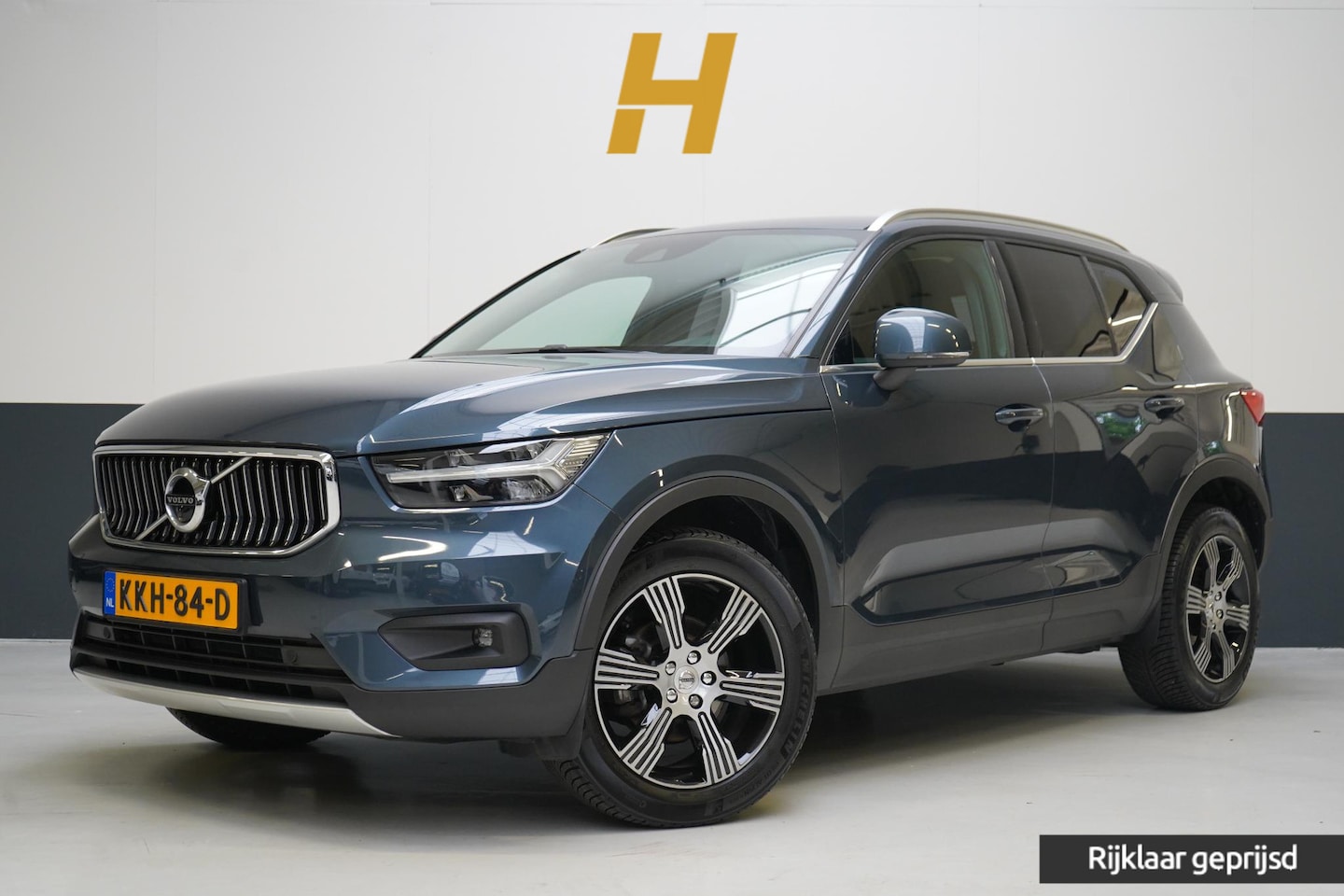Volvo XC40 - 1.5 T2 Core | HK Sound | 360 camera | Sportstoelen | Navigatie | Keyless - AutoWereld.nl