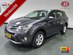 Toyota RAV4 - 2.0 VVTI 4WD Dynamic / BSM / Trekgew. 2.000 kg