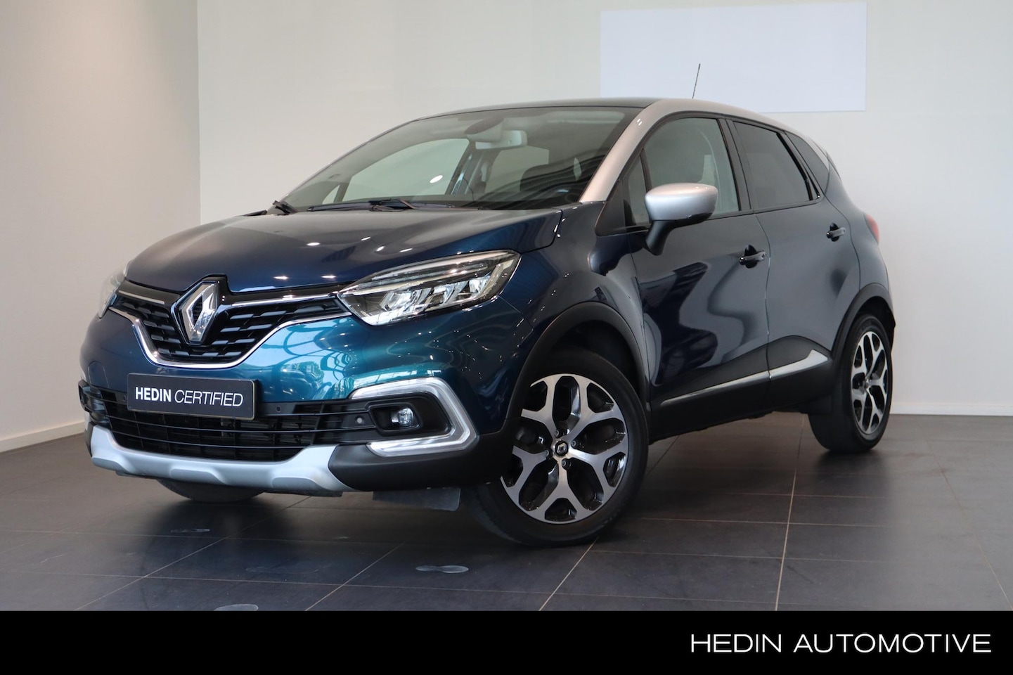 Renault Captur - 0.9 TCe Version S | Climate Control | Trekhaak vast | Cruise Control | Navigatie | Achteru - AutoWereld.nl