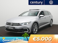 Volkswagen Passat Variant - 1.4 TSI PHEV GTE Highline Automaat - 360 camera - Trekhaak - Panoramaschuif-kanteldak - Na