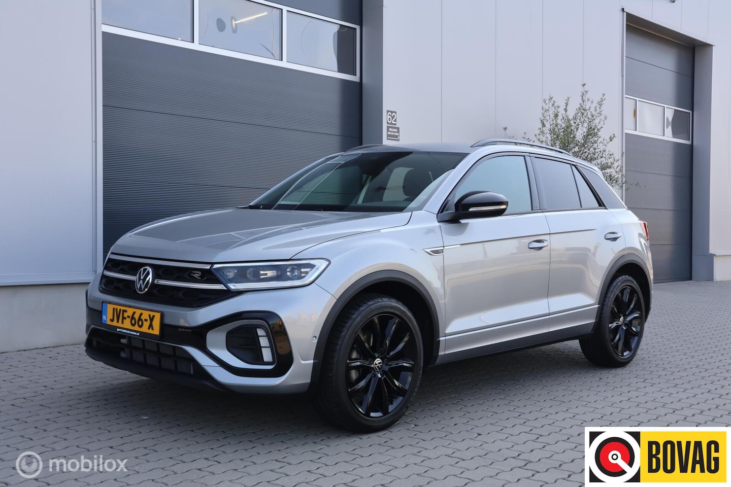 Volkswagen T-Roc - 1.5 TSI DSG I R-Line | Black Style | CarPlay - AutoWereld.nl