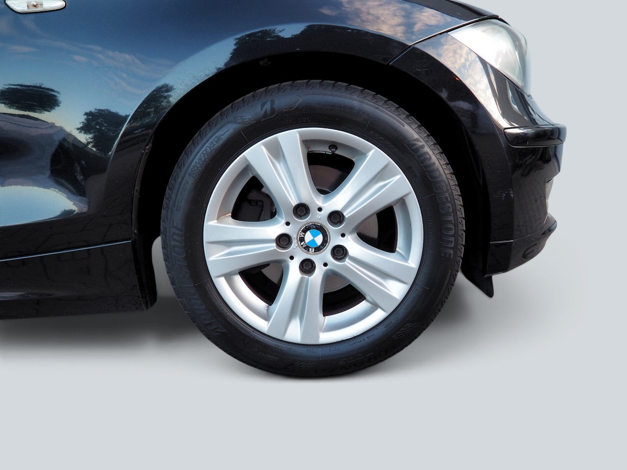 BMW 1-serie - 118i Executive SCHUIFDAK CLIMA CRUISE PARKEER S.