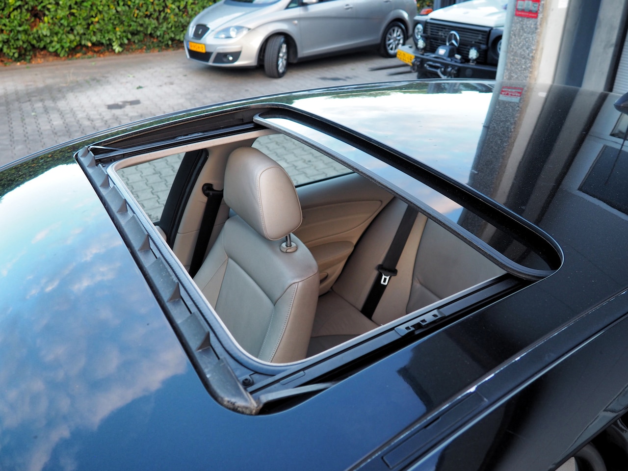 BMW 1-serie - 118i Executive SCHUIFDAK CLIMA CRUISE PARKEER S.