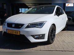 SEAT Leon - 1.8 TSI FR Connect *Rijklaarprijs *Panaromadak *Alcantara bekleding *Automaat