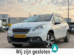 Peugeot 2008 - 1.6 VTi Féline/ PANO/ LED