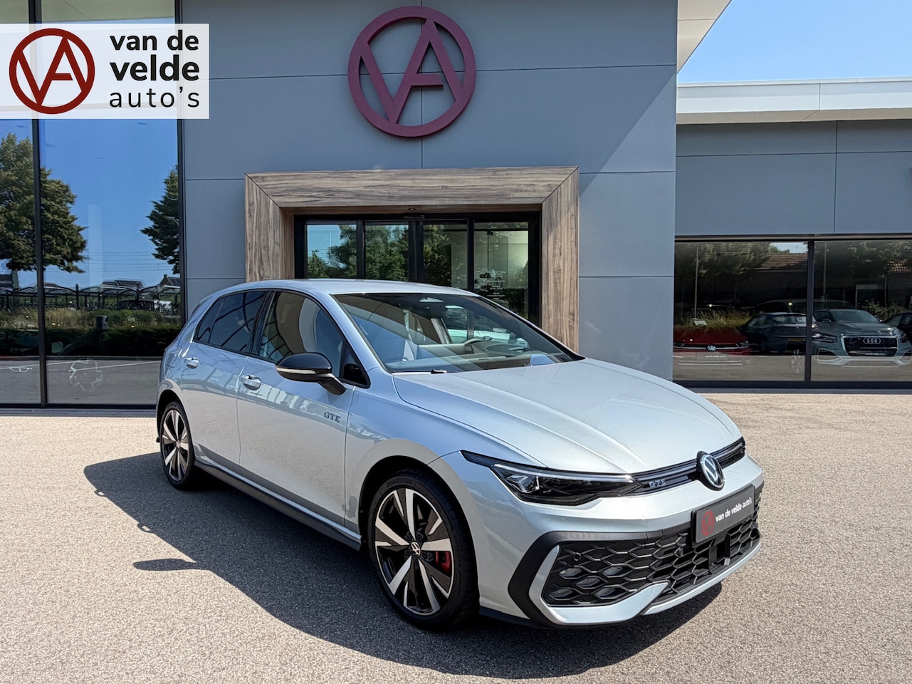 Volkswagen Golf - 1.5 272pk eHybrid GTE | Trekhaak | Led mistlampen | Head up | IQ light | Rijklaar incl. ga - AutoWereld.nl