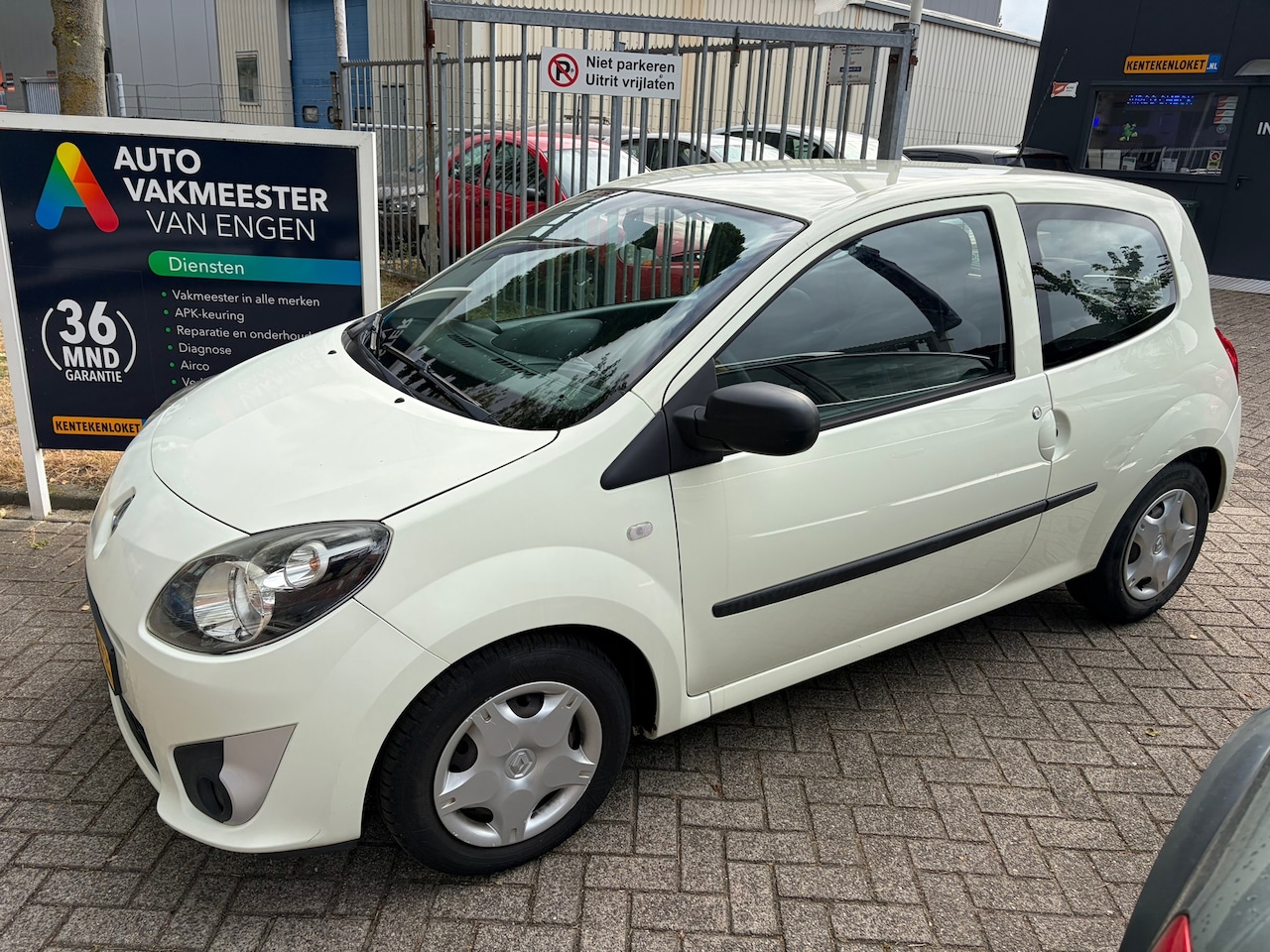 Renault Twingo - 1.2-16V Authentique 1.2-16V Authentique - AutoWereld.nl