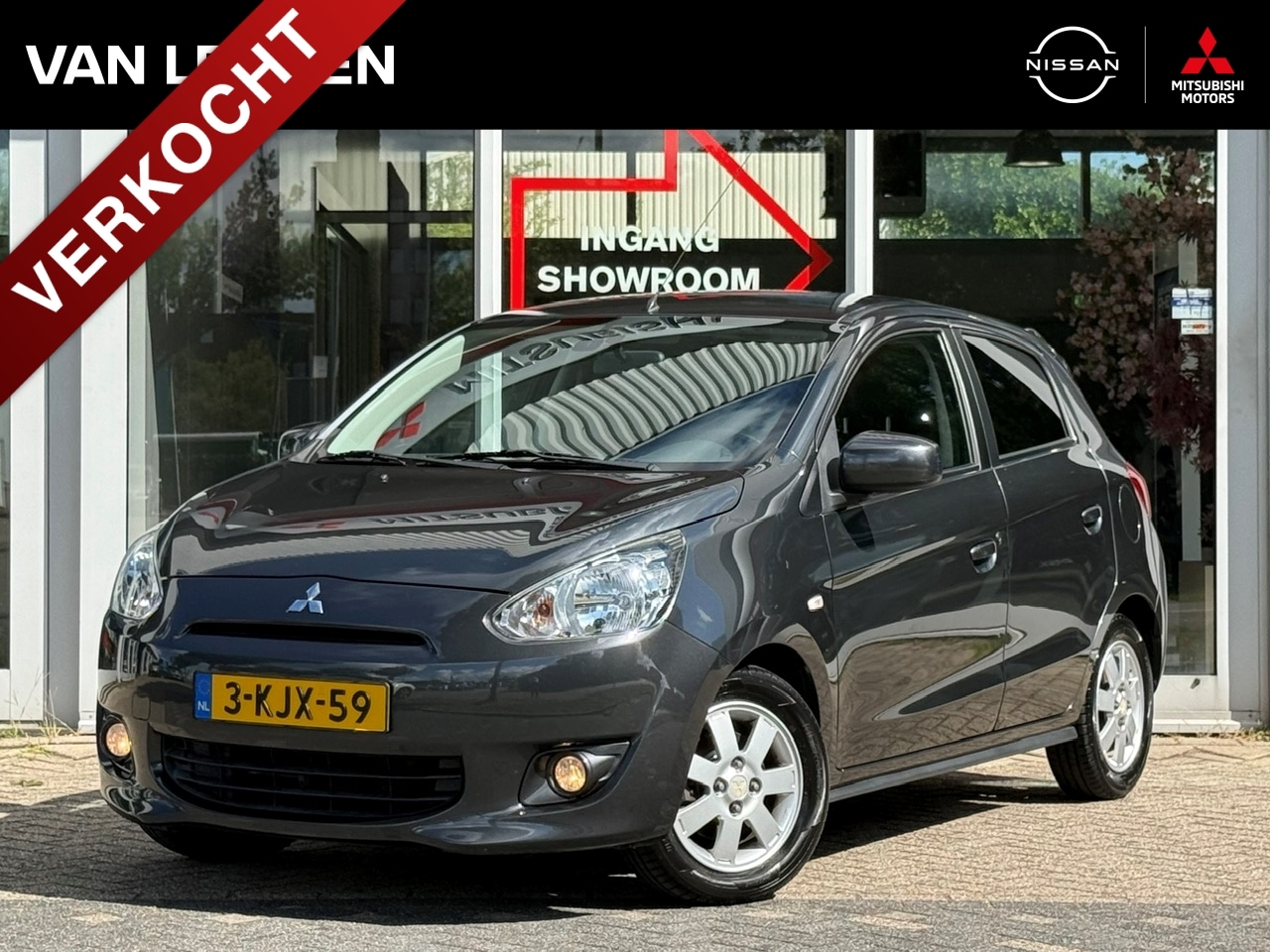 Mitsubishi Space Star - 1.2 Instyle CVT | Automaat | Camera | Navi | Airco | NAP | Climate Control | Keyless - AutoWereld.nl