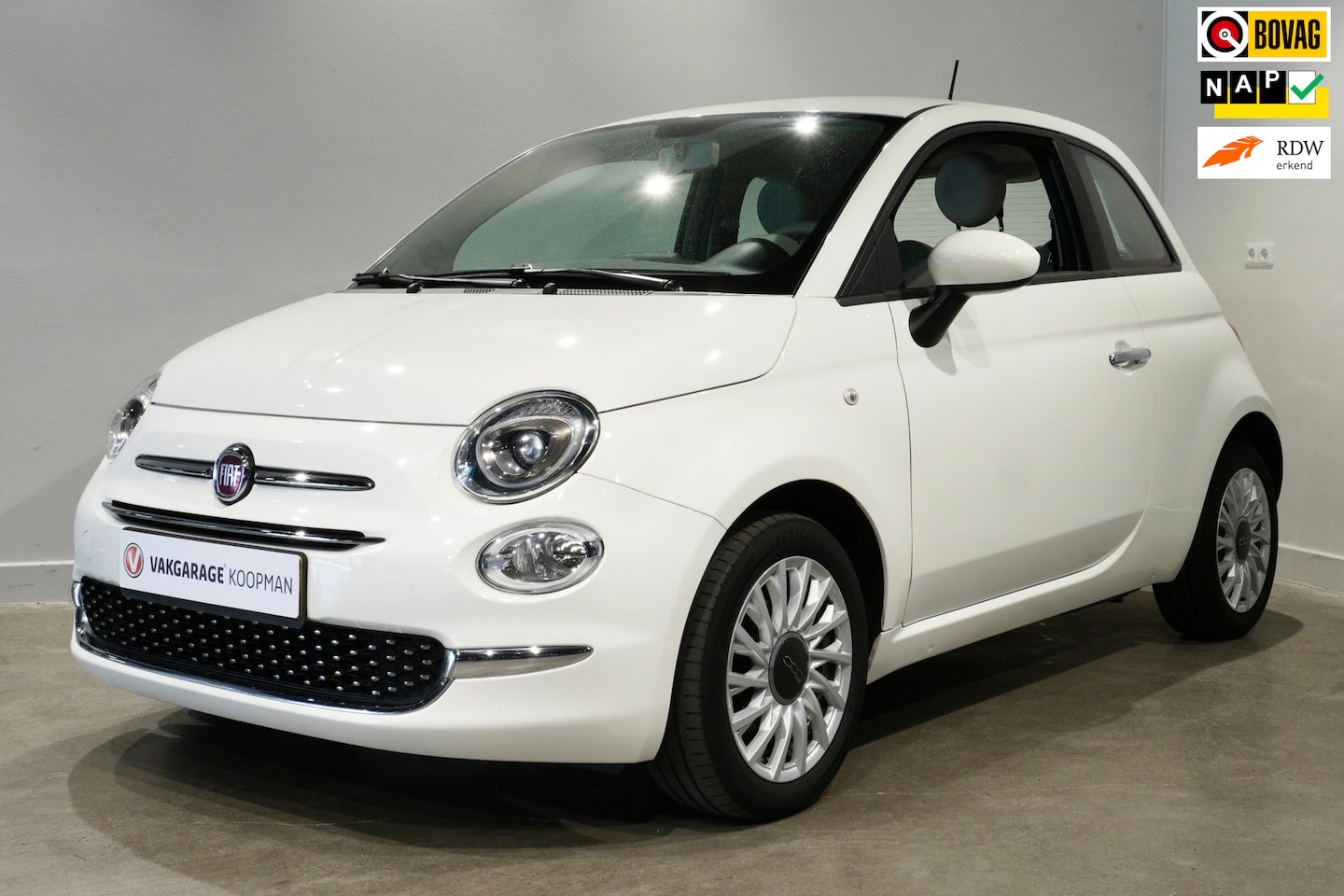 Fiat 500 - 1.2 Lounge Automaat|Carplay|Airco - AutoWereld.nl