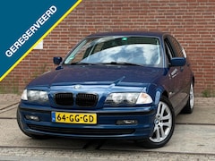 BMW 3-serie - 320i Executive |CarPlay |Clima |CruiseC |NAP