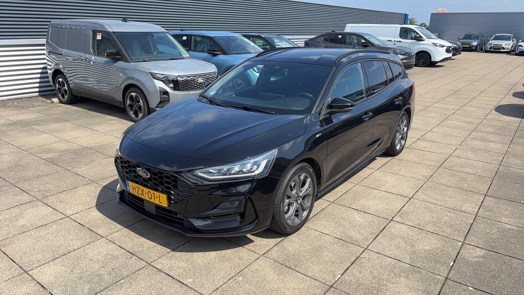 Ford Focus Wagon - 1.0 EcoBoost Hybrid ST Line 1.0 EcoBoost Hybrid ST Line - AutoWereld.nl