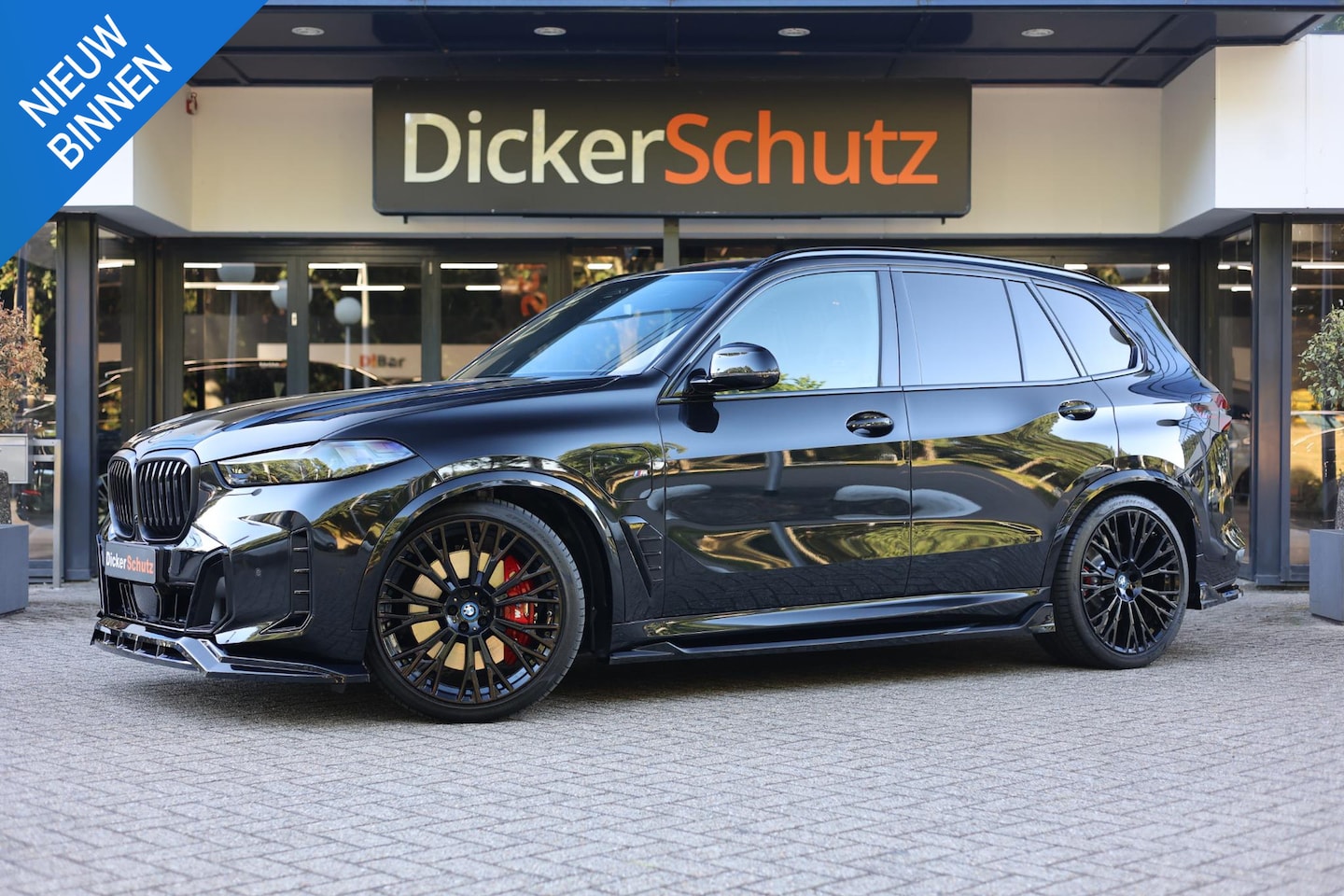BMW X5 - xDrive50e M Sport Pro Bodykit | Vierwielb. | Pano | M Stoelen | Ventilatie | Trekhaak - AutoWereld.nl