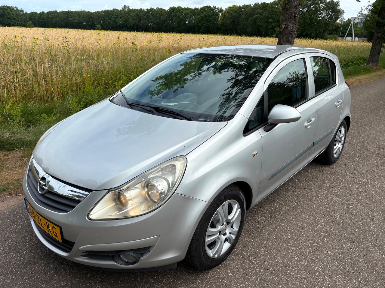 Opel Corsa - 1.4-16V Enjoy Apk/Automaat/N.A.P./Trekhaak/LM - AutoWereld.nl