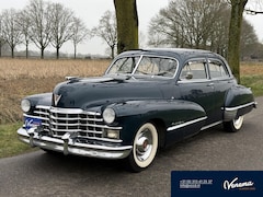 Cadillac De Ville - Sedan