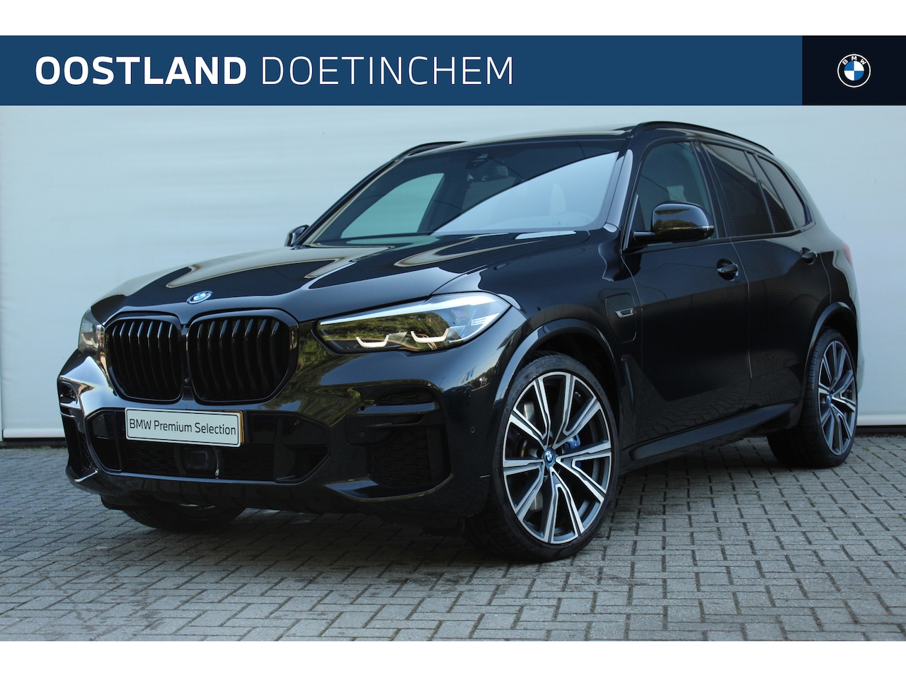 BMW X5 - xDrive45e M Sport Automaat / Panoramadak / Bowers & Wilkins / Comfortstoelen / Parking Ass - AutoWereld.nl