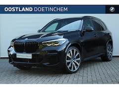 BMW X5 - xDrive45e M Sport Automaat / Panoramadak / Bowers & Wilkins / Comfortstoelen / Parking Ass