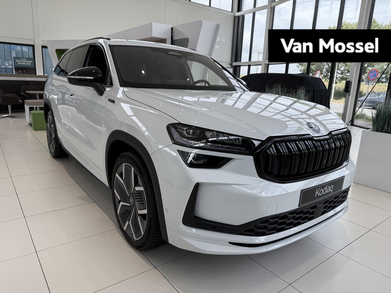 Skoda Kodiaq - 1.5 TSI PHEV Sportline Business 204 PK | Automaat | Panoramadak | Matrix LED Koplampen | N - AutoWereld.nl