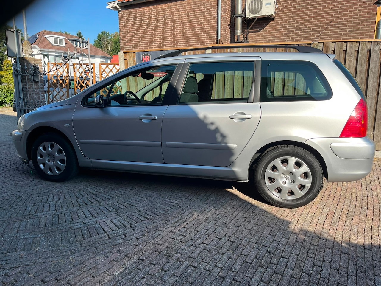 Peugeot 307 Break - 1.6-16V XS Premium 1.6-16V XS Premium nieuwstaat - AutoWereld.nl