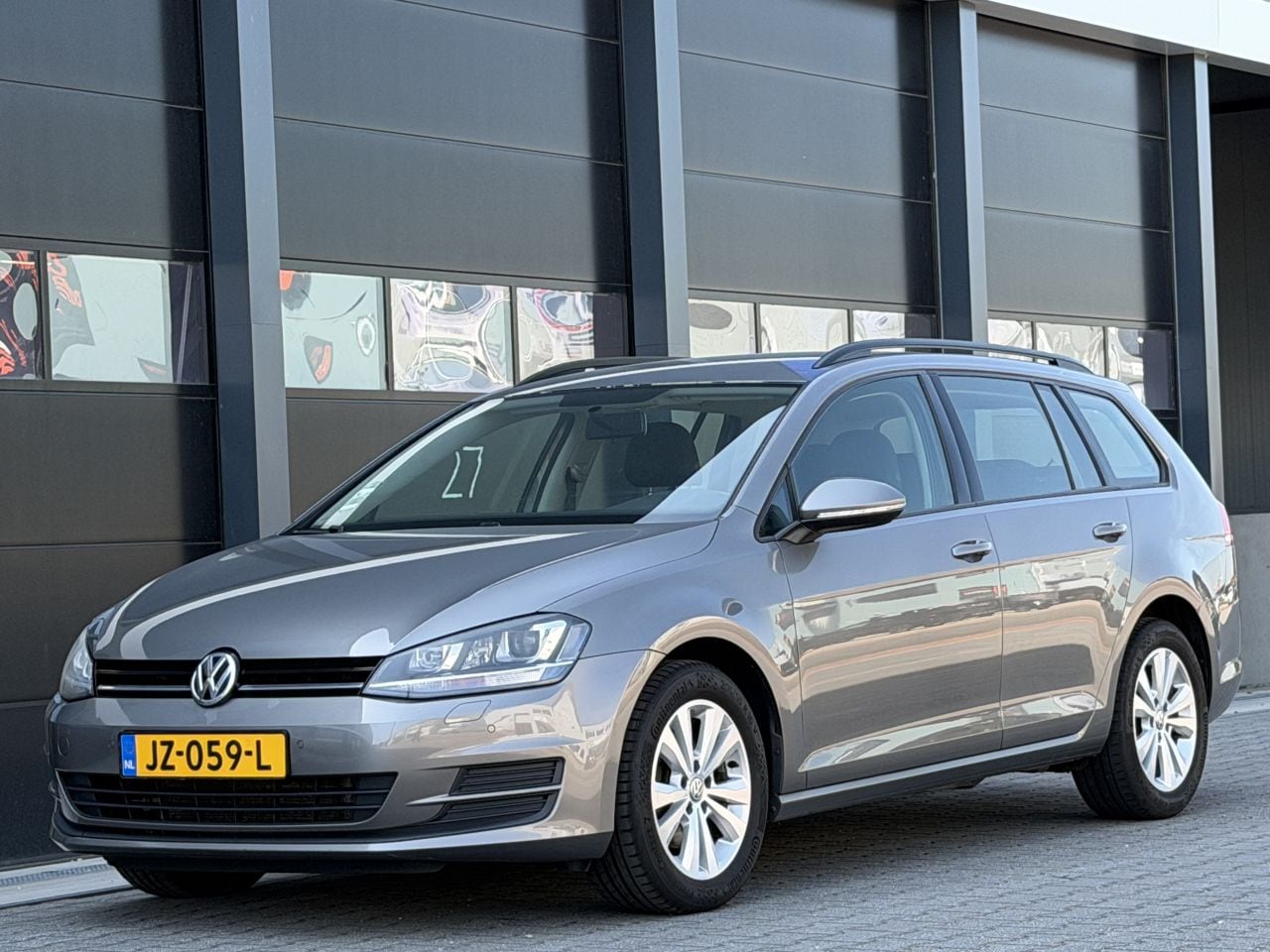 Volkswagen Golf Variant - 1.6 TDI Navi PDC Xenon EURO-6 - AutoWereld.nl