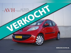 Peugeot 107 - 1.0-12V XS