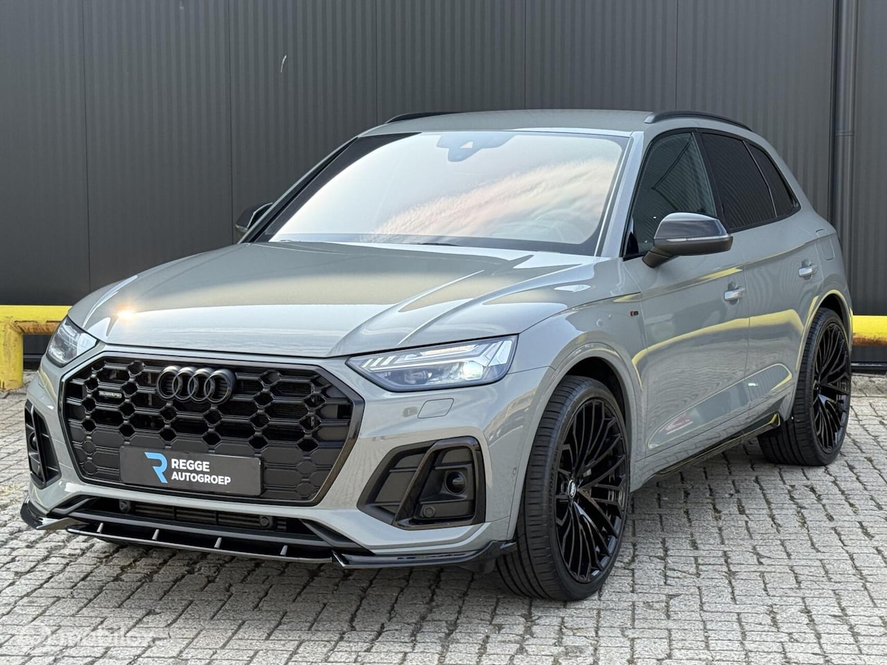 Audi Q5 SQ5 - 55 TFSI e S edition SQ5 uitvoering | NARDO GRIJS - AutoWereld.nl