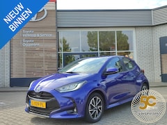 Toyota Yaris - 1.5 Hybrid DYNAMIC NL-AUTO APPLE/ANDROID LED KEYLESS 16'' LM-VELGEN CAMERA AD-CRUISE