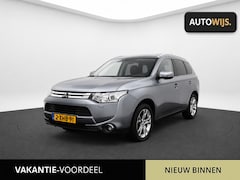 Mitsubishi Outlander - 2.0 Instyle+|7-PERSOONS|AUT|LEDER|AUT|CAMERA|NL AUTO|TREKHAAK|PANO