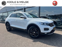 Volkswagen T-Roc - 1.5 TSI 150pk T-Roc Sport | DSG | Trekhaak | LED