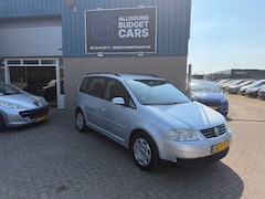Volkswagen Touran - 1.6-16V FSI Trendline