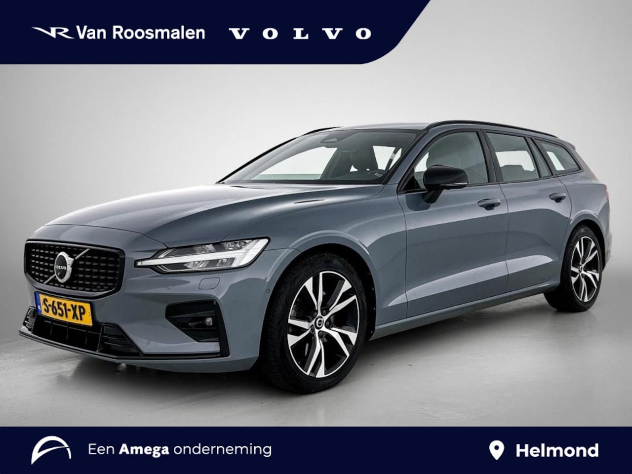 Volvo V60 - 2.0 B3 Plus Dark | Trekhaak | 360º Camera | Harman/Kardon | - AutoWereld.nl