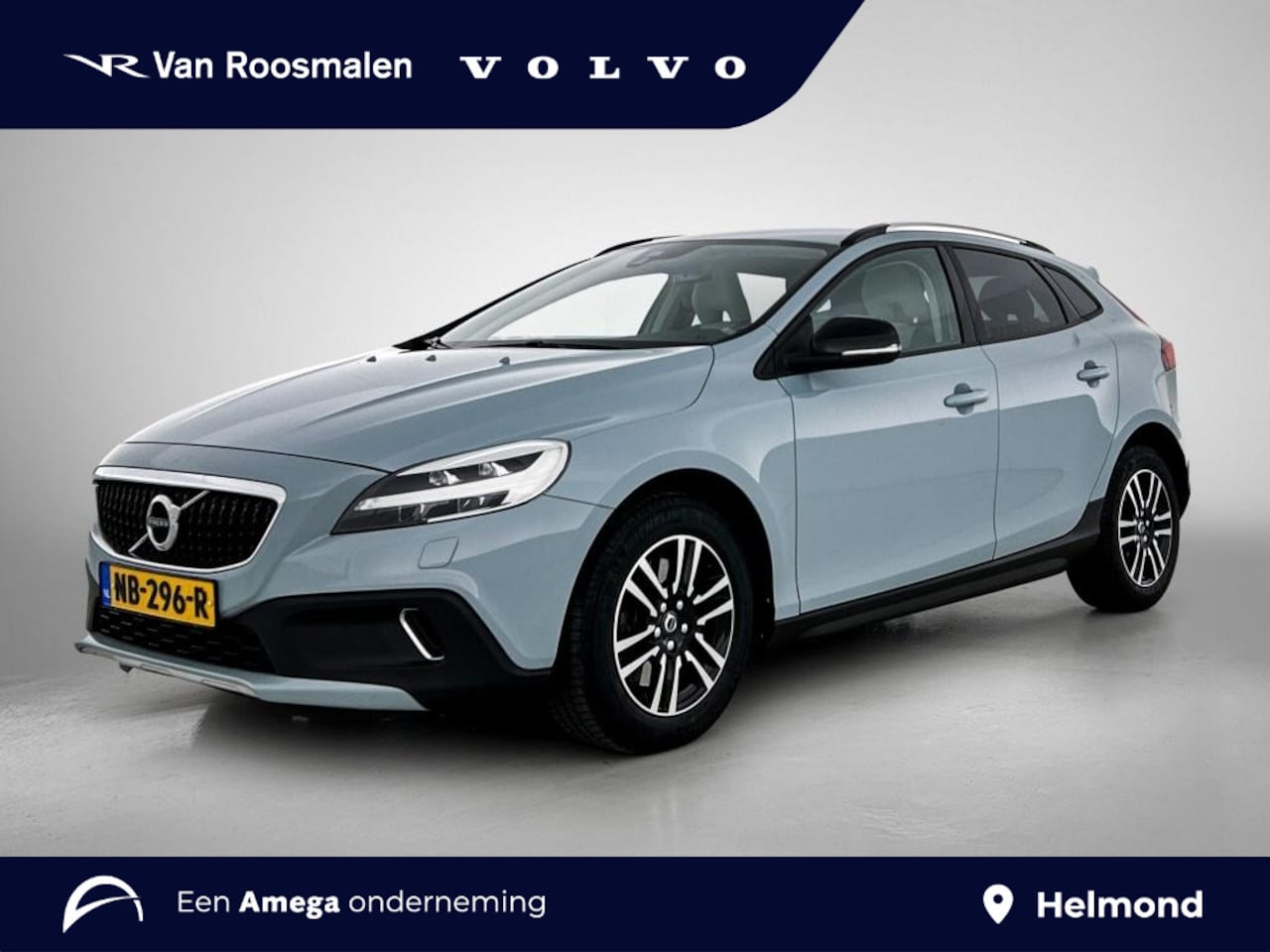 Volvo V40 Cross Country - 1.5 T3 Momentum | Trekhaak | Navigatie | Cruise Control | PDC | - AutoWereld.nl