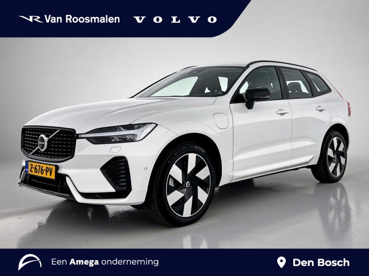 Volvo XC60 - 2.0 T6 AWD Ultimate Dark | Panorama dak | Trekhaak | - AutoWereld.nl