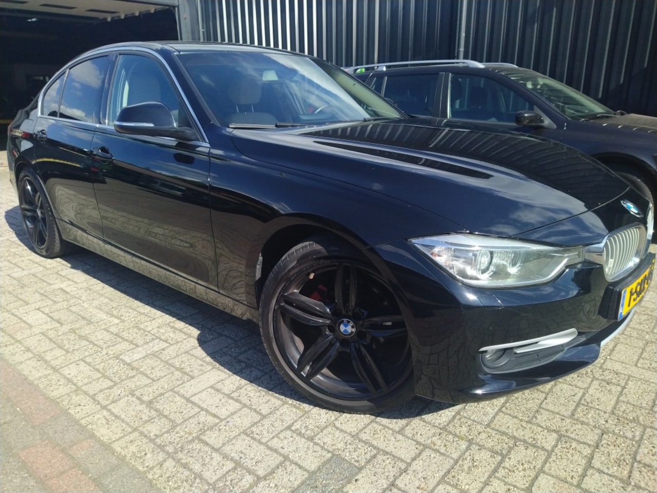 BMW 3-serie - 320i EDE High Exec - AutoWereld.nl