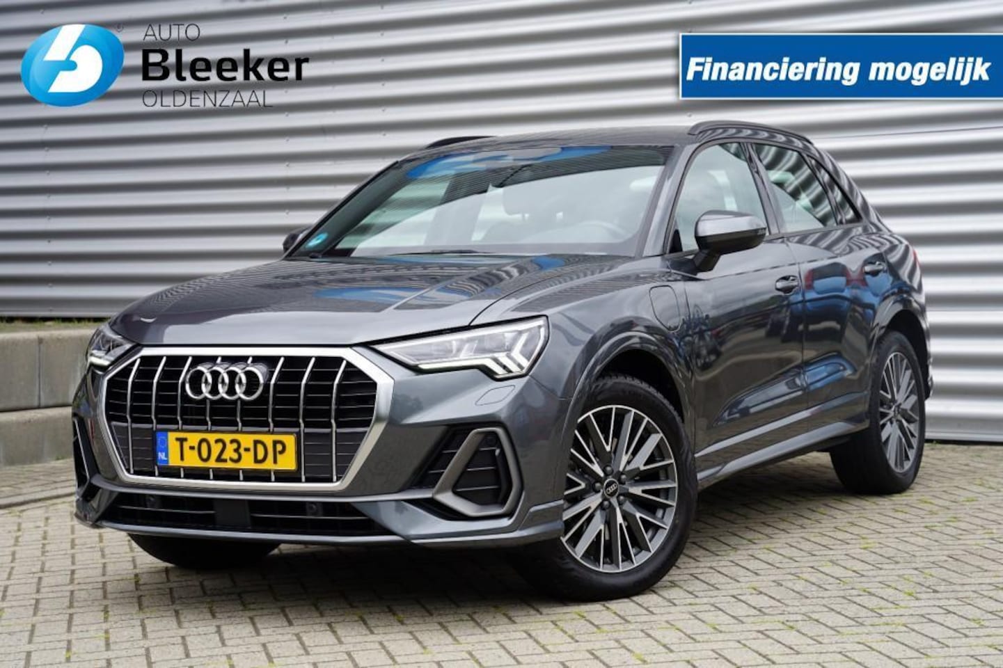 Audi Q3 - 45 TFSI-e 245PK S-Edit. Cruise Navi Leer Wegklap trekh. PDC camera - AutoWereld.nl