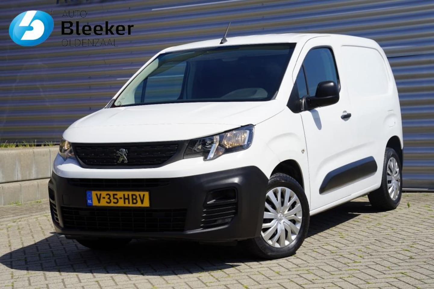 Peugeot Partner - 1.5 Blue Hdi 102PK Euro6 Airco Trekhaak 2 x achterdeur schuifdeur rechts - AutoWereld.nl