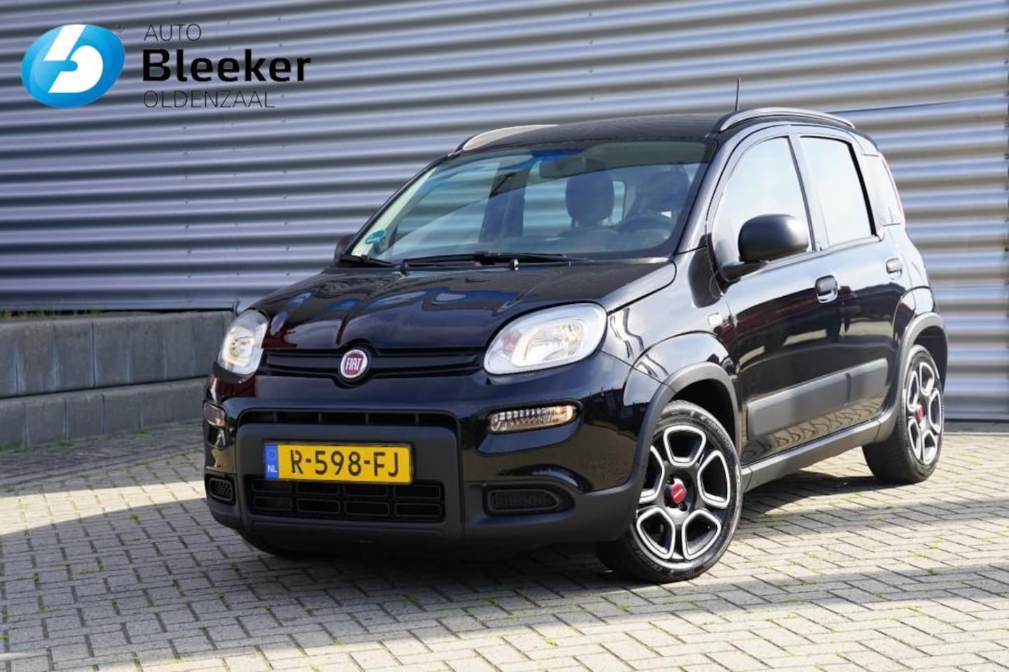 Fiat Panda - 1.0 Hybrid City Life DAB Airco Carplay - AutoWereld.nl