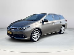 Toyota Auris Touring Sports - 1.8 Hybrid Trend Panoramic | Navigatiesysteem | Bluetooth | Rijklaarprijs