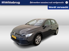 Volkswagen Golf - 1.0 eTSI Life / AUTOMAAT/ CRUISE/ STOELVERWARMING/ KEYLESS/ DIGITAL DASH/ NAVI/ 16'' LMV