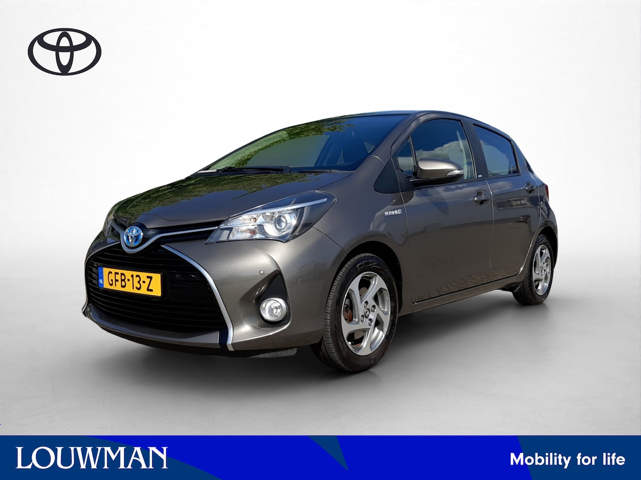 Toyota Yaris - 1.5 Hybrid Dynamic Limited | Stoelverwarming | Parkeersensoren voor | Achteruitrijcamera | - AutoWereld.nl