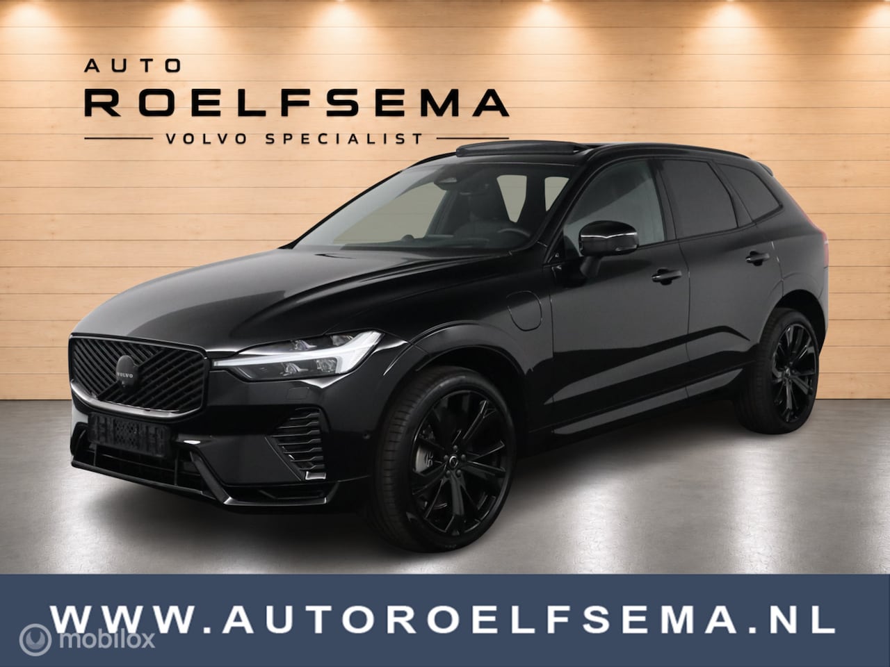 Volvo XC60 - 2.0 T8 Plug-in hybrid AWD Ultra Black Edition model 2027 | Trekhaak|Luchtvering |panoramis - AutoWereld.nl