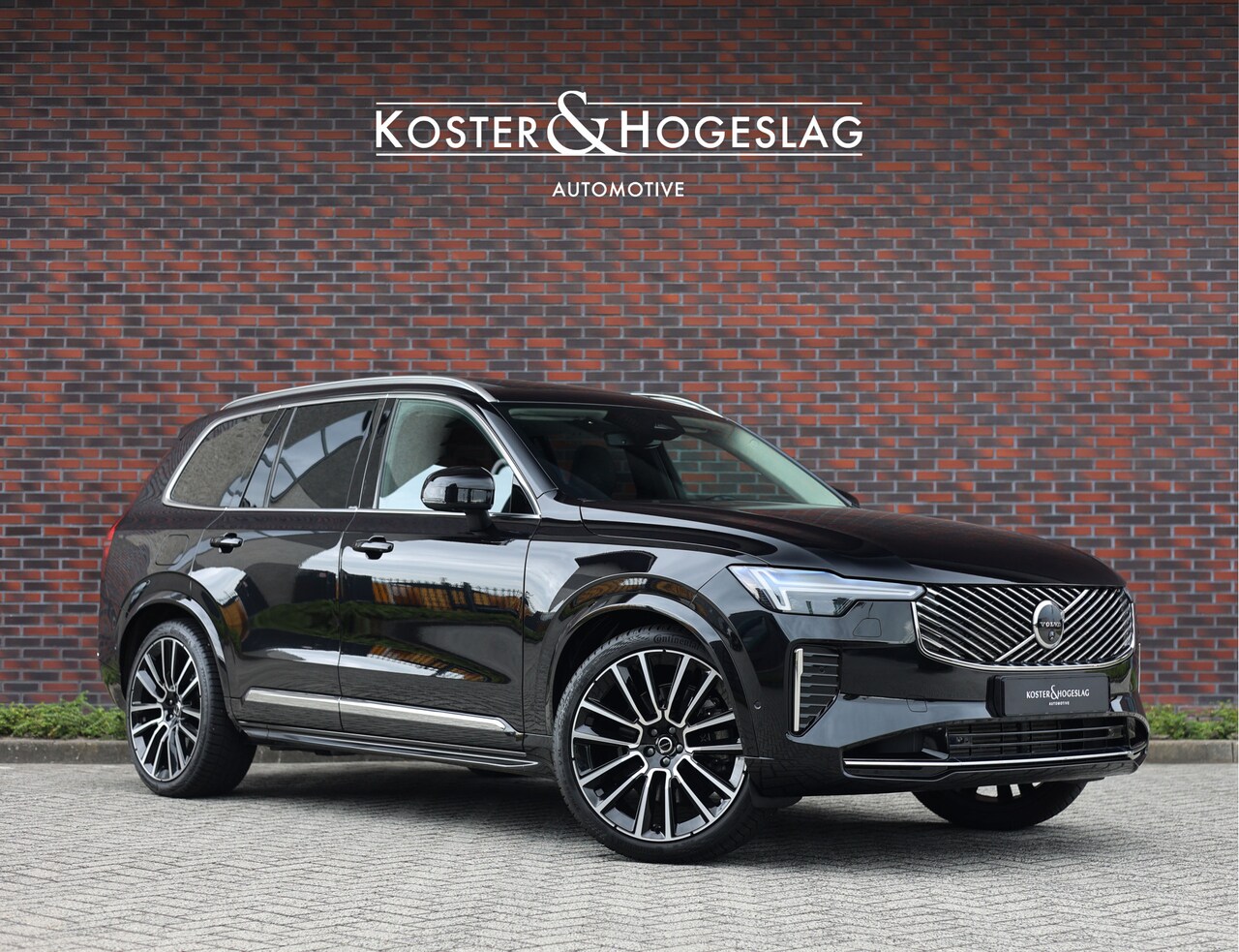 Volvo XC90 - T8 AWD Ultra Bright | Pano - HUD - Bowers&Wilkins - AutoWereld.nl