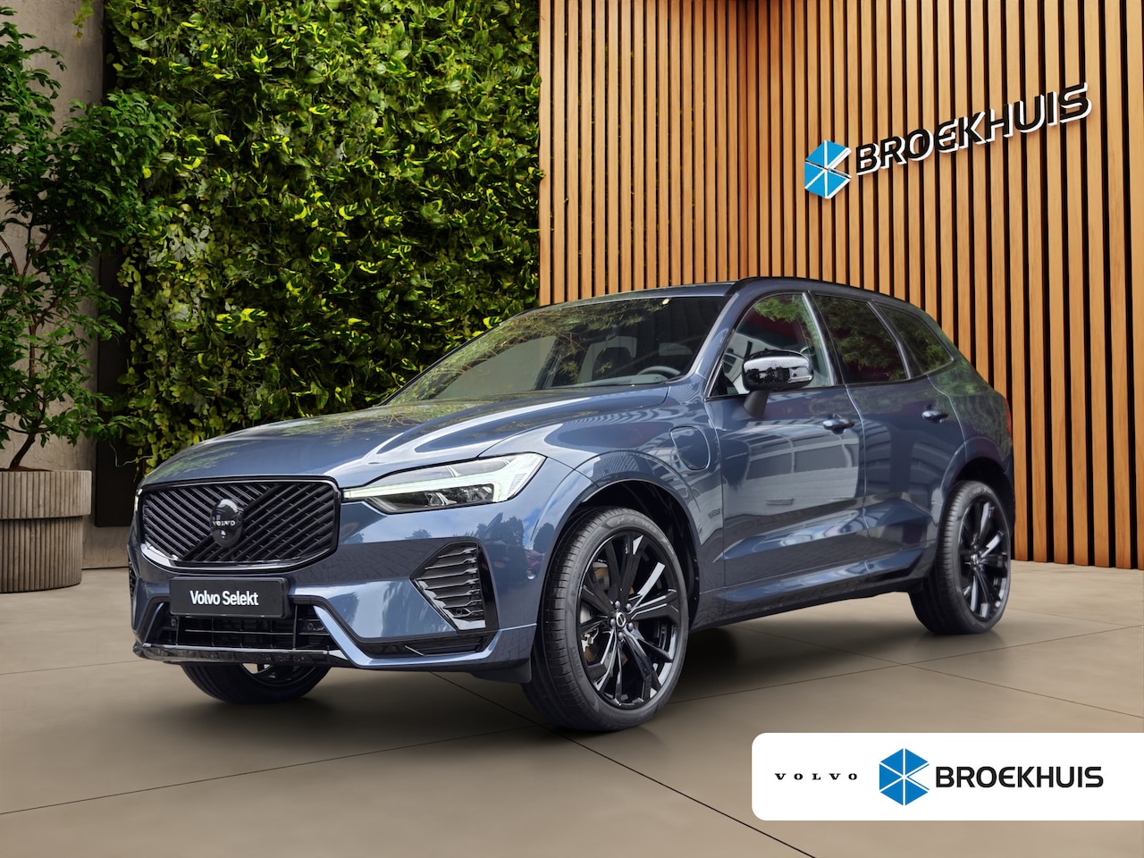 Volvo XC60 - 2.0 T6 Black Edition Recharge Plug-In Hybrid AWD | 360 Cam | Pano | HUD | Harman/Kardon | - AutoWereld.nl