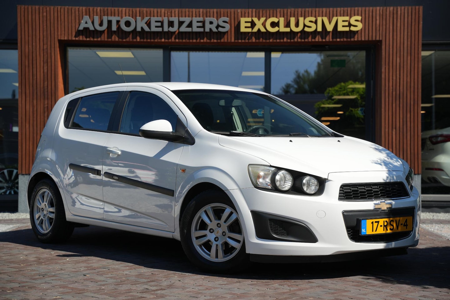 Chevrolet Aveo - 1.2 LT Airco Cruise Control Elektrische Ramen Centrale Vergrendeling Radio/CD - AutoWereld.nl