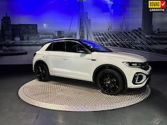 Volkswagen T-Roc - 1.5 TSI R-Line *Keyless*Camera*Trekhaak