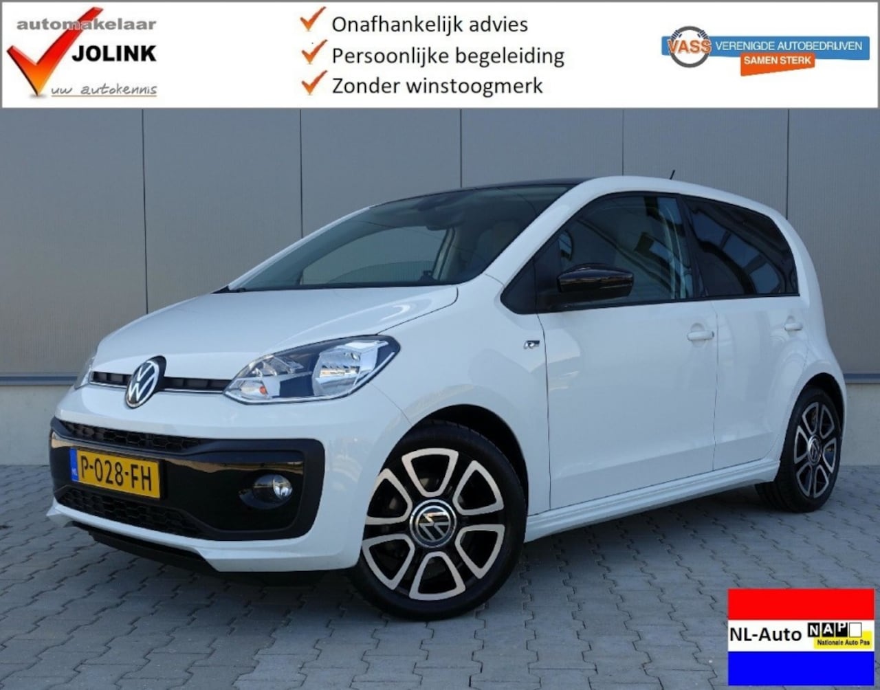 Volkswagen Up! - 1.0i R-Line I NL-Auto I 100% dealer I 1e Eig. I Clima I Camera I Cruise I - AutoWereld.nl