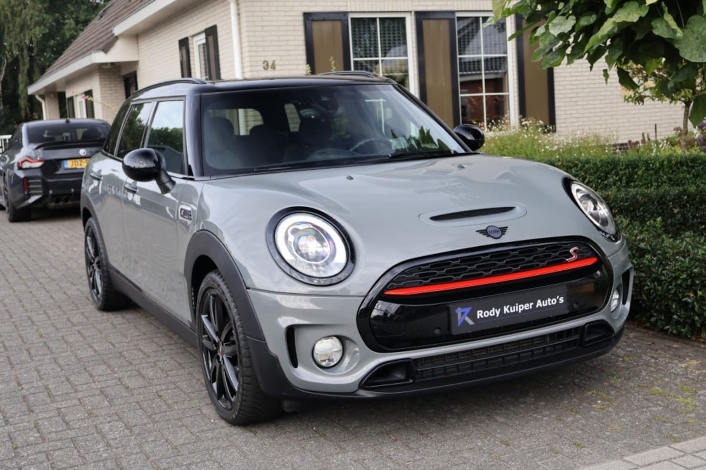 MINI Clubman - 2.0 Cooper S Pepper (192pk) HUD/18inch/Keyless/LED/ACC/Sfeerverlichting - AutoWereld.nl