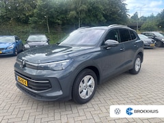 Volkswagen Tiguan - 1.5 eHybrid 204PK DSG-6 Life Edition | TREKHAAK | ELEKTR. A. KLEP | CAMERA | ADAPT. CRUISE