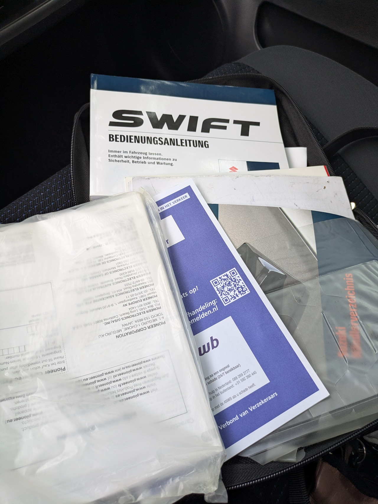 Suzuki Swift - 1.3 Base - AutoWereld.nl