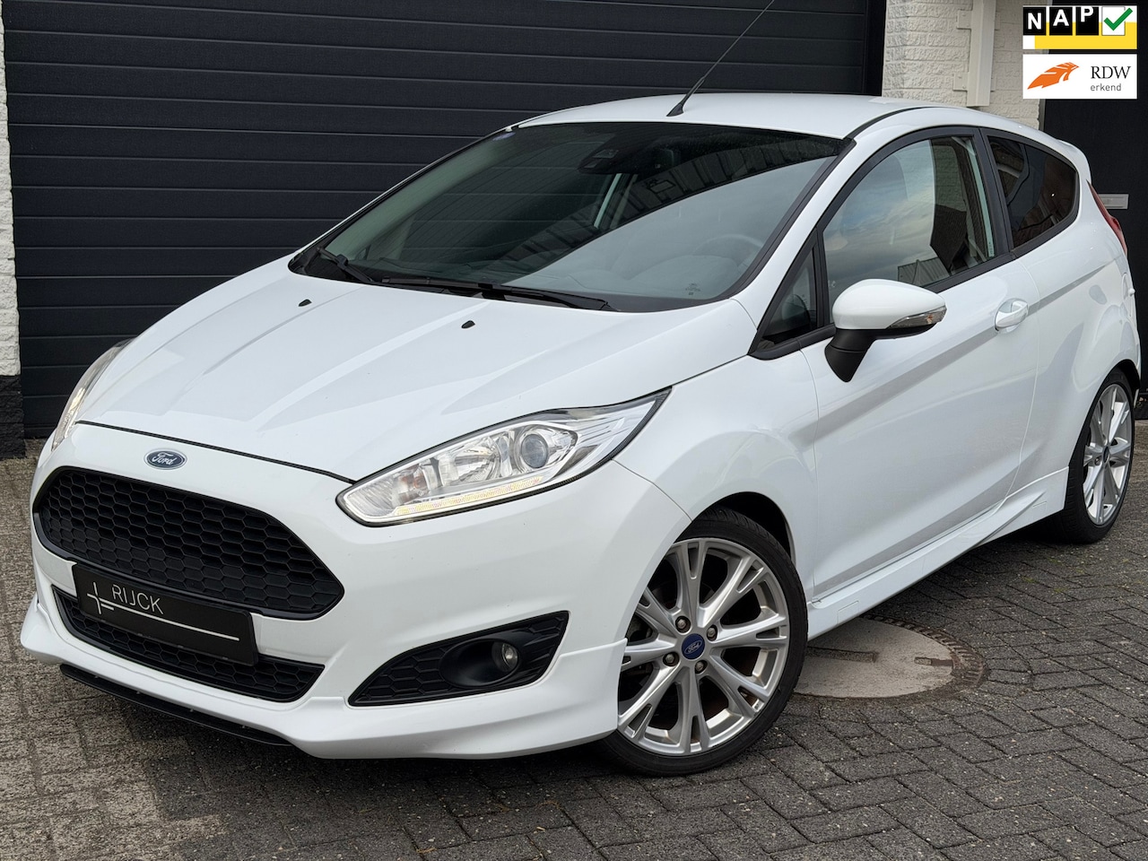 Ford Fiesta - 1.0 EcoBoost Sport| Riem VV | Navi | Cruise | PDC | 17” | Org NL | NAP - AutoWereld.nl